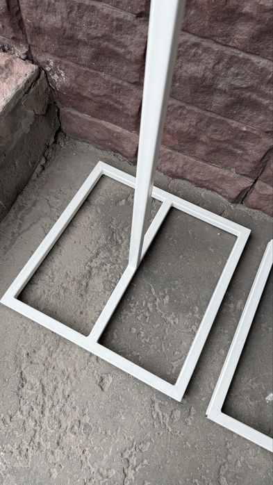 Стійка/рейл/вішалка для одягу, металева, біла, лофт