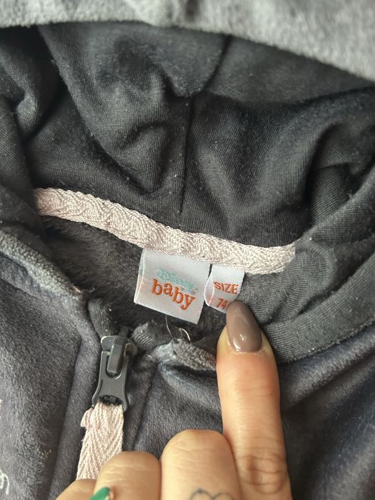 Bluza szara dla dziewczynki z myszka mini i daisy 74 Disney Baby