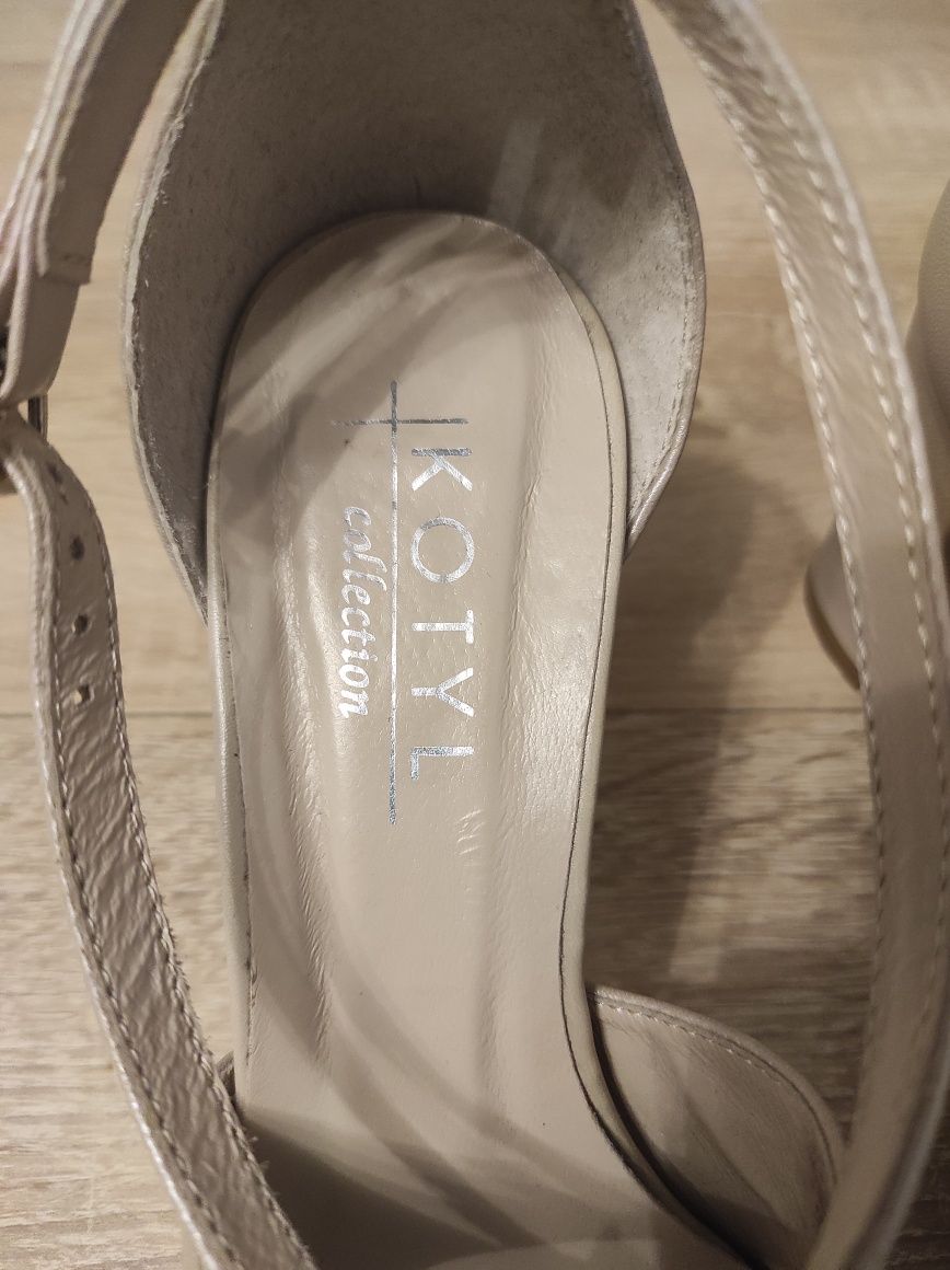 Buty Kotyl perłowy lico r. 38