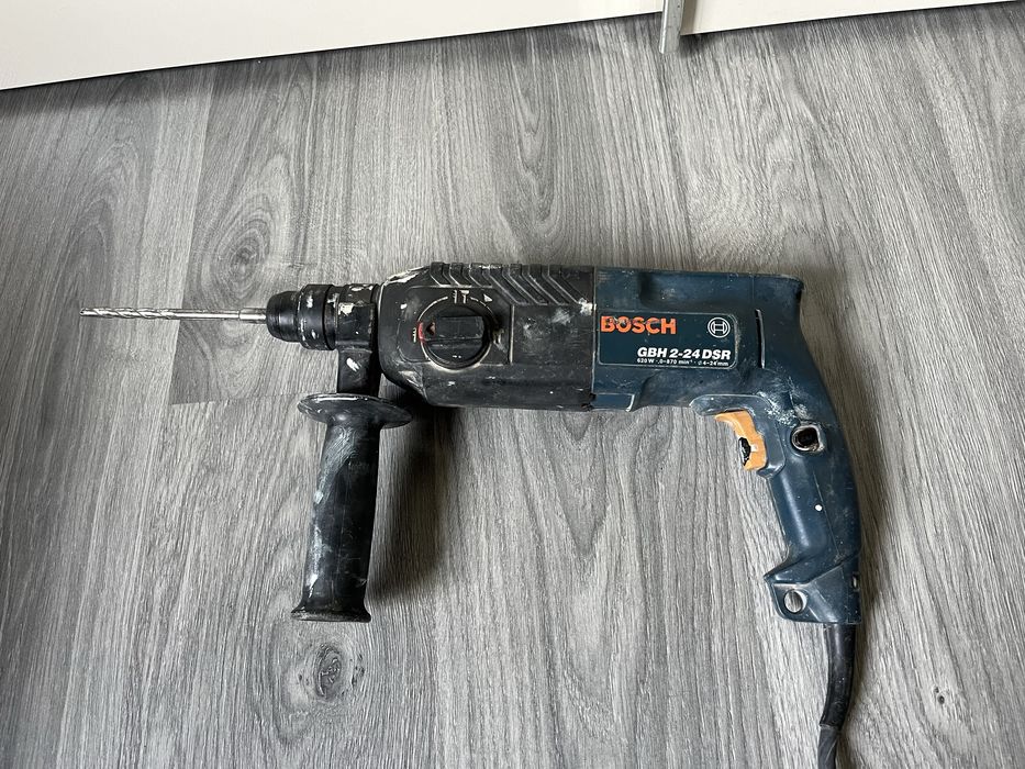 Перфоратор Bosch GBH 2-24 DSR