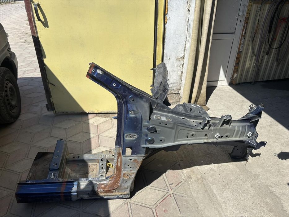 Четверть чвертка Nissan Rogue X-trail t33 кузов стакан шрот розборка