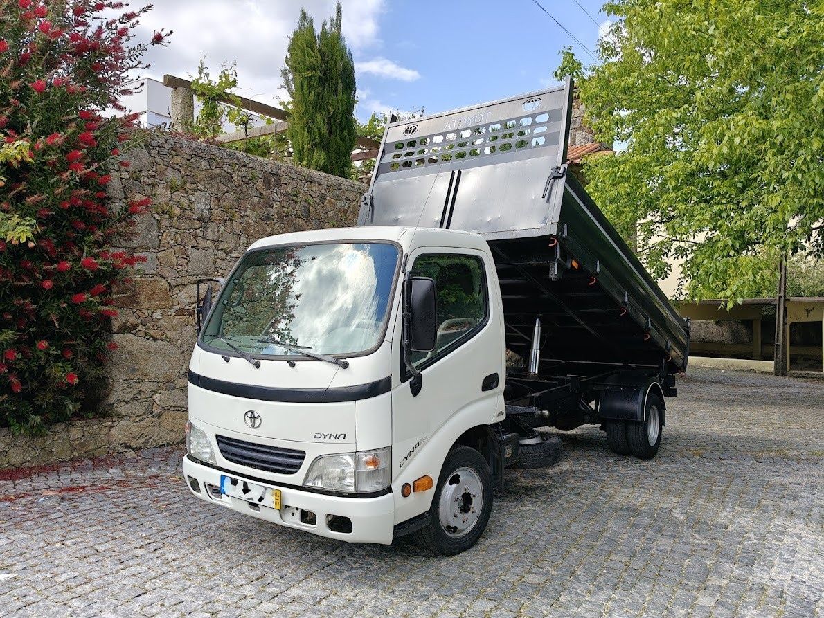 Toyota Dyna M ligeira basculante 2.5turbo D/A