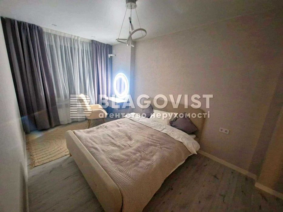 Продаж 1 кімнатної квартири Академіка Заболотного Голосіївський район