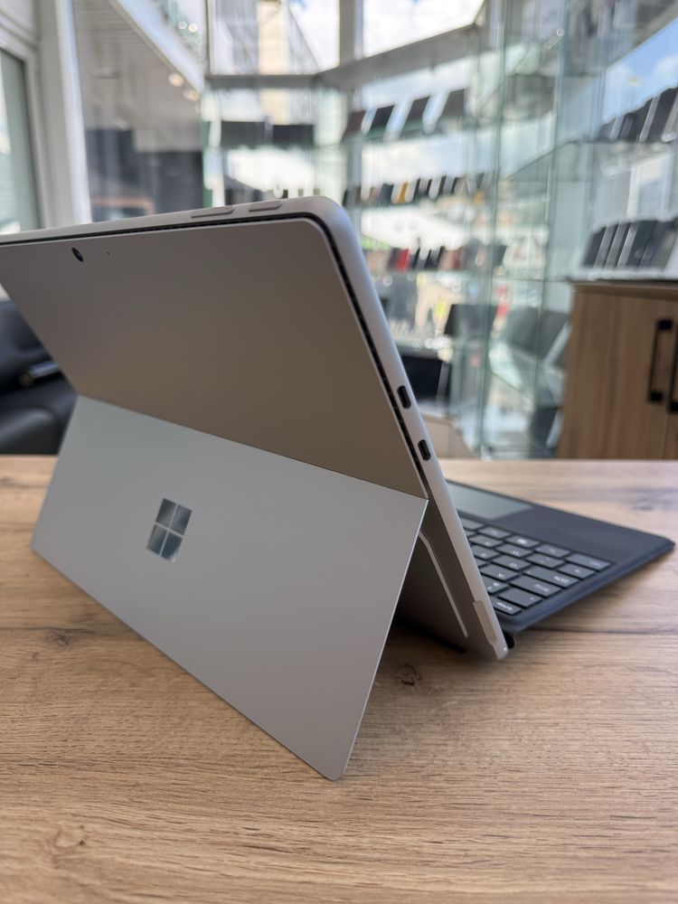 Microsoft surface pro 11 snapdragon/32gb/1tb oled 120гц сюрфейс