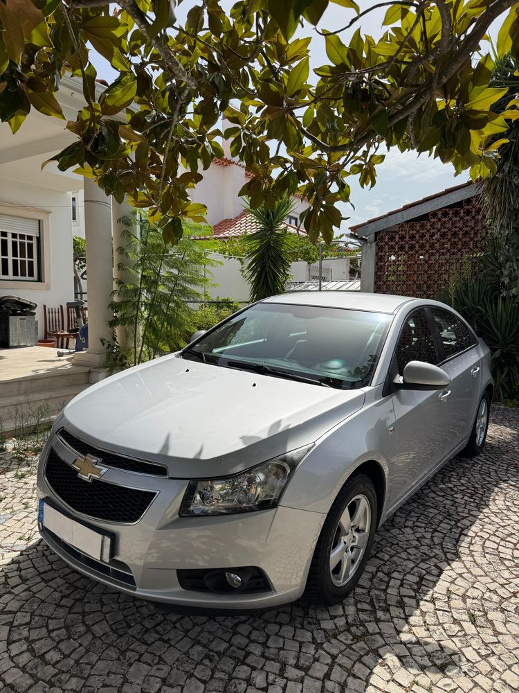 Chevrolet Cruze 1.6 LS (Gasolina com sistema a GPL)