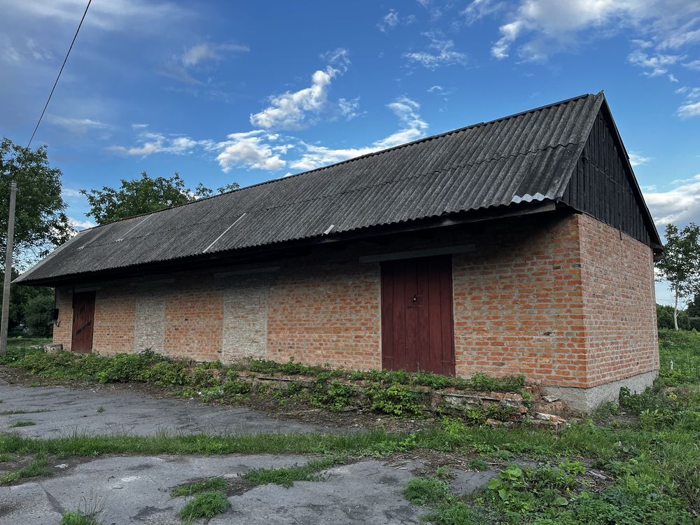 Продаж складських приміщень