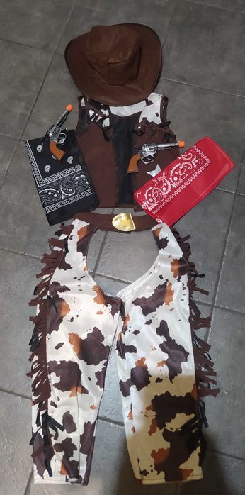 Strój przebranie kowboj szeryf dzień bajki 5 lat