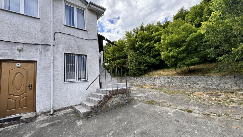 Продам Квартиру с. Підгірці | Київ 150м2 Офіс будинок Подгорцы