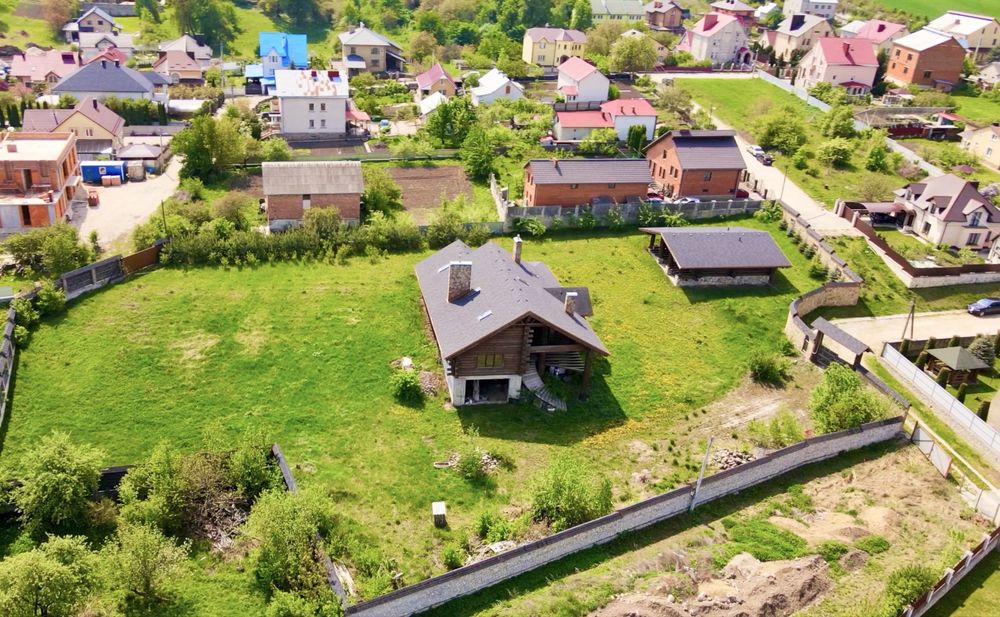 Продам будинок зі зруба у пригороді Тернополя с.Байківці