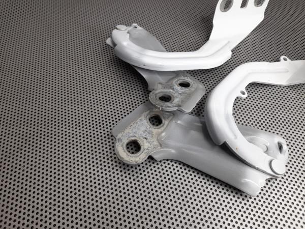 Dobradiça capot FORD Kuga II (DM2)