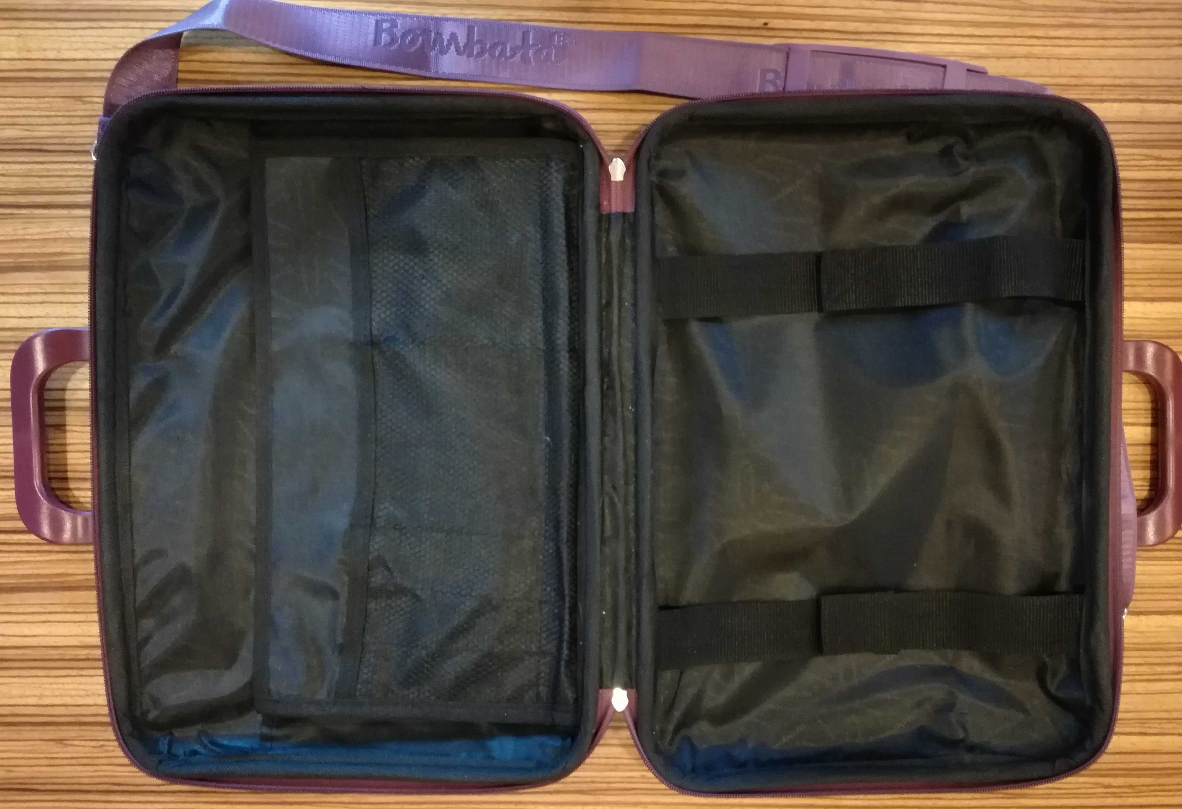 Bombata torba na laptop 15-16" (26cm na 38cm) stan idealny nieużywana