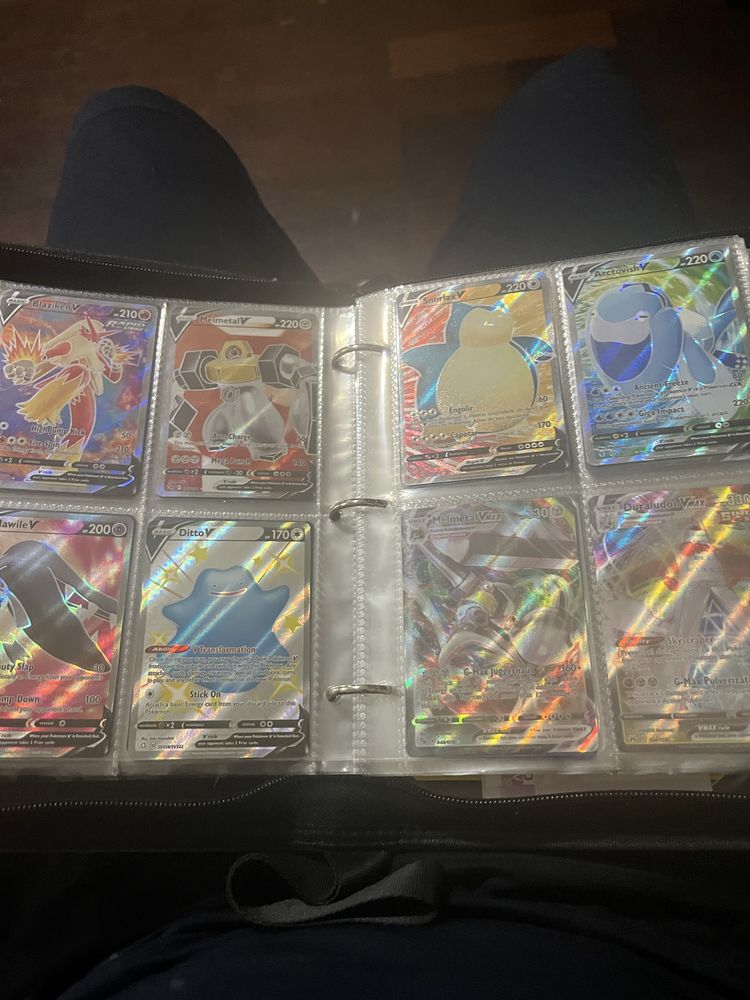 Binder de cartas pokemon