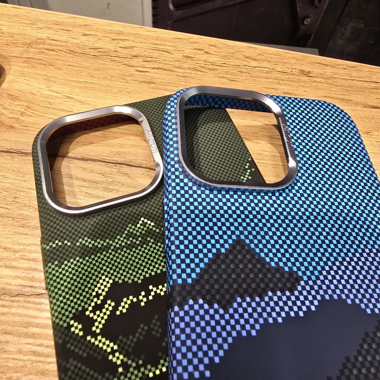 Чохли на iPhone 16 Pro Max як Pitaka