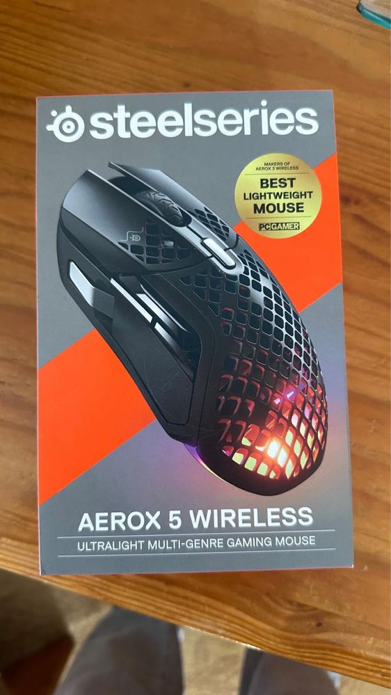 Rato Steelseries aerox 5 wireless