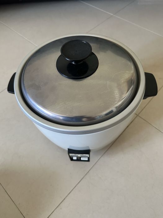 Vendo panela electrica Sanyo