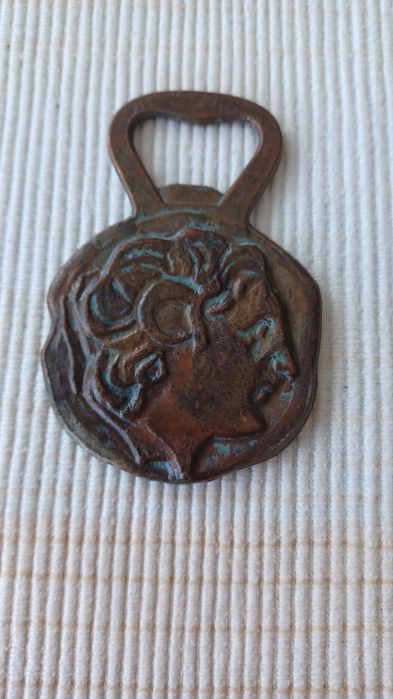 Otwieracz grecki stary