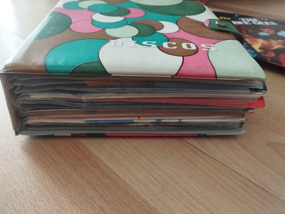 Discos de vinil 33 e 45 rpm