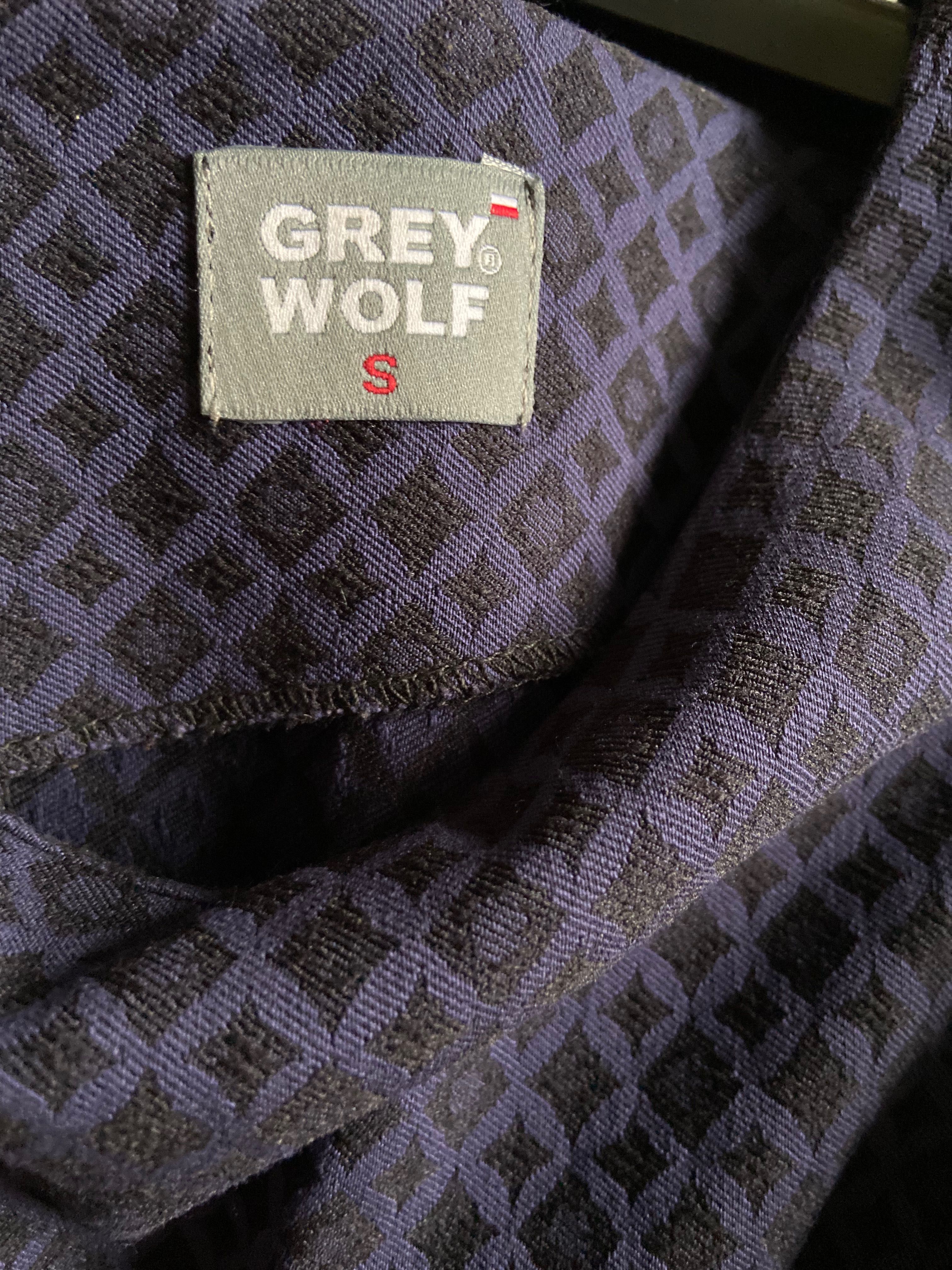 Piękna sukienka Grey Wolf