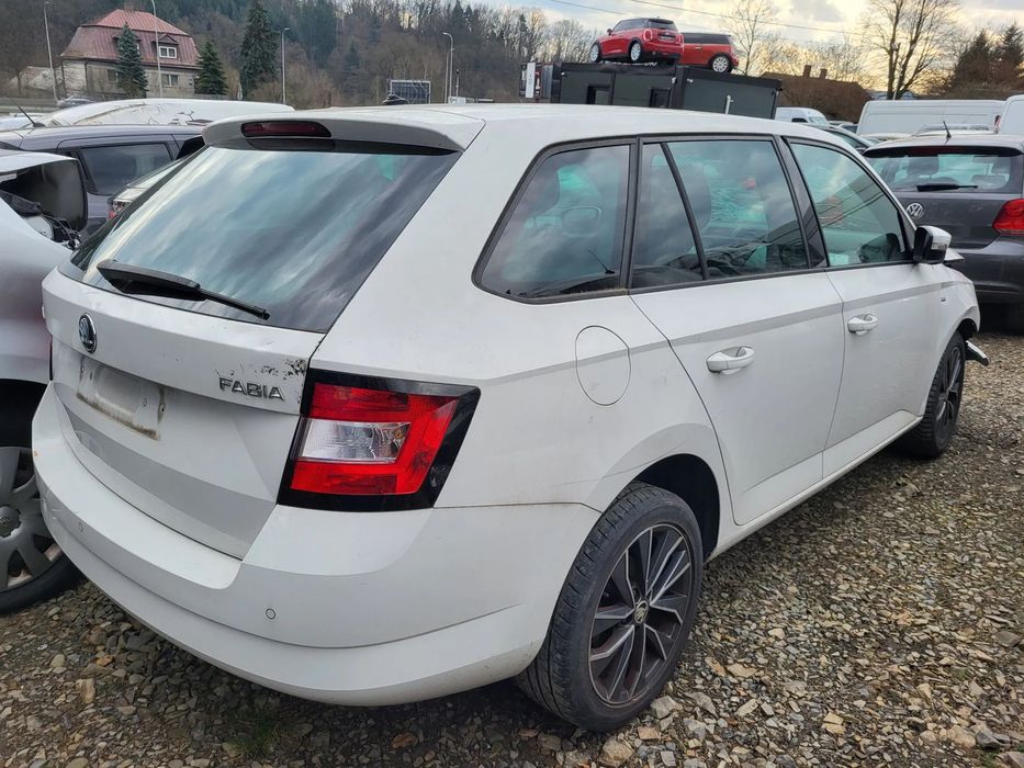 Skoda Fabia kombi 2017 rok AUTOMAT DSG Uszkodzony Francja