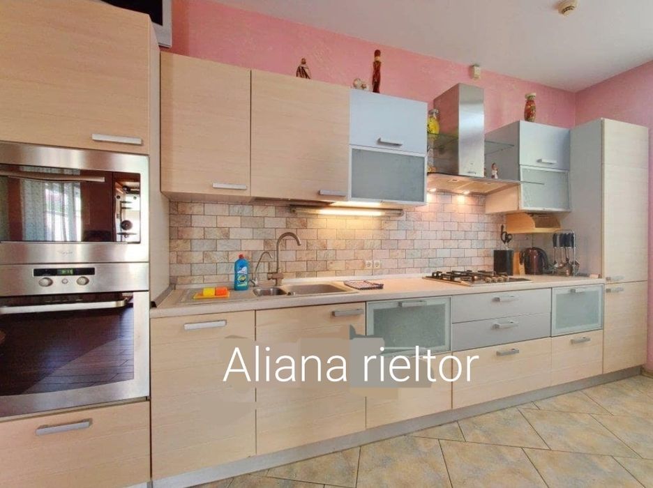 Сдам  дом с баней Совиньон 1 до лета