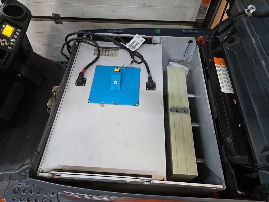 Навантажувач вилковий, електричний Toyota 1.8 тонн Li-ion