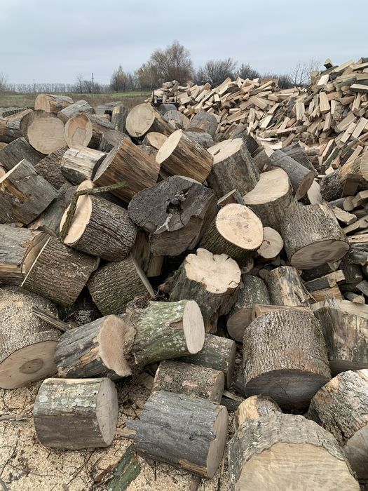 Дрова ,рубані ,метрові 3х метрові ,обрізки..