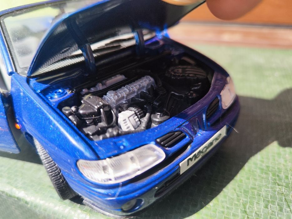 Renault Megane cabrio 1:18 Anson