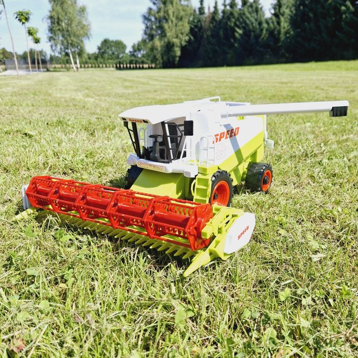 Duża kombajn do zboża zabawka