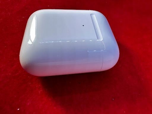 outlet etui ładujące airpods mr8u2ty/a a1938