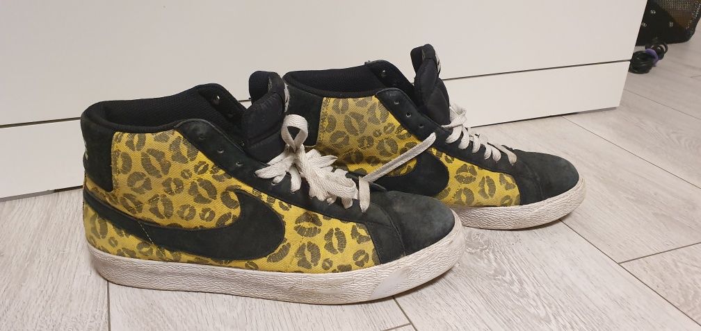 NIKE BLAZER SB Gold Kisses męskie rozmiar 43 wkładka 27,5cm stan dobry