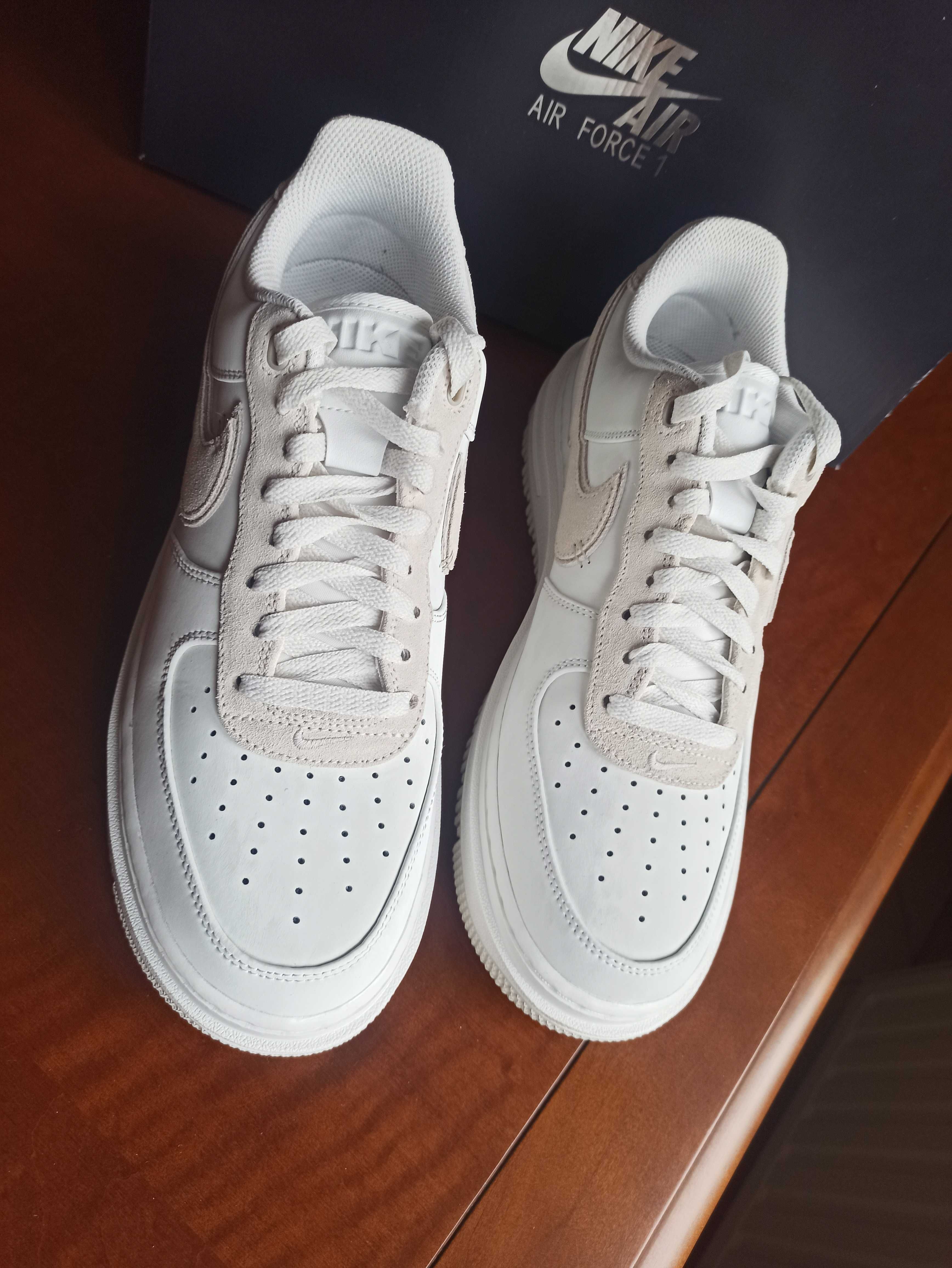 (r 44,5) Nike Air Force 1 Low Luxe Summit White Light Bone DD9605,-100