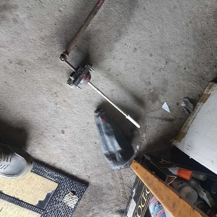 lewarek wybierak zmiany biegów sztyca pręt peugeot partner berlingo