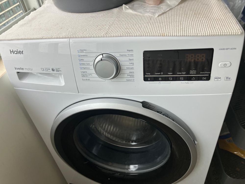 Máquina de lavar roupa 9kg