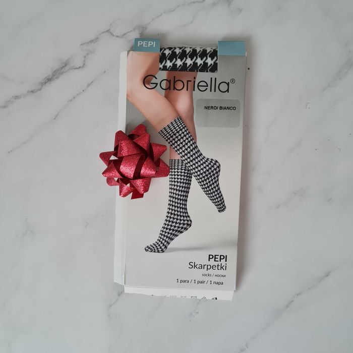 Skarpety w pepitkę Gabriella czarno-białe