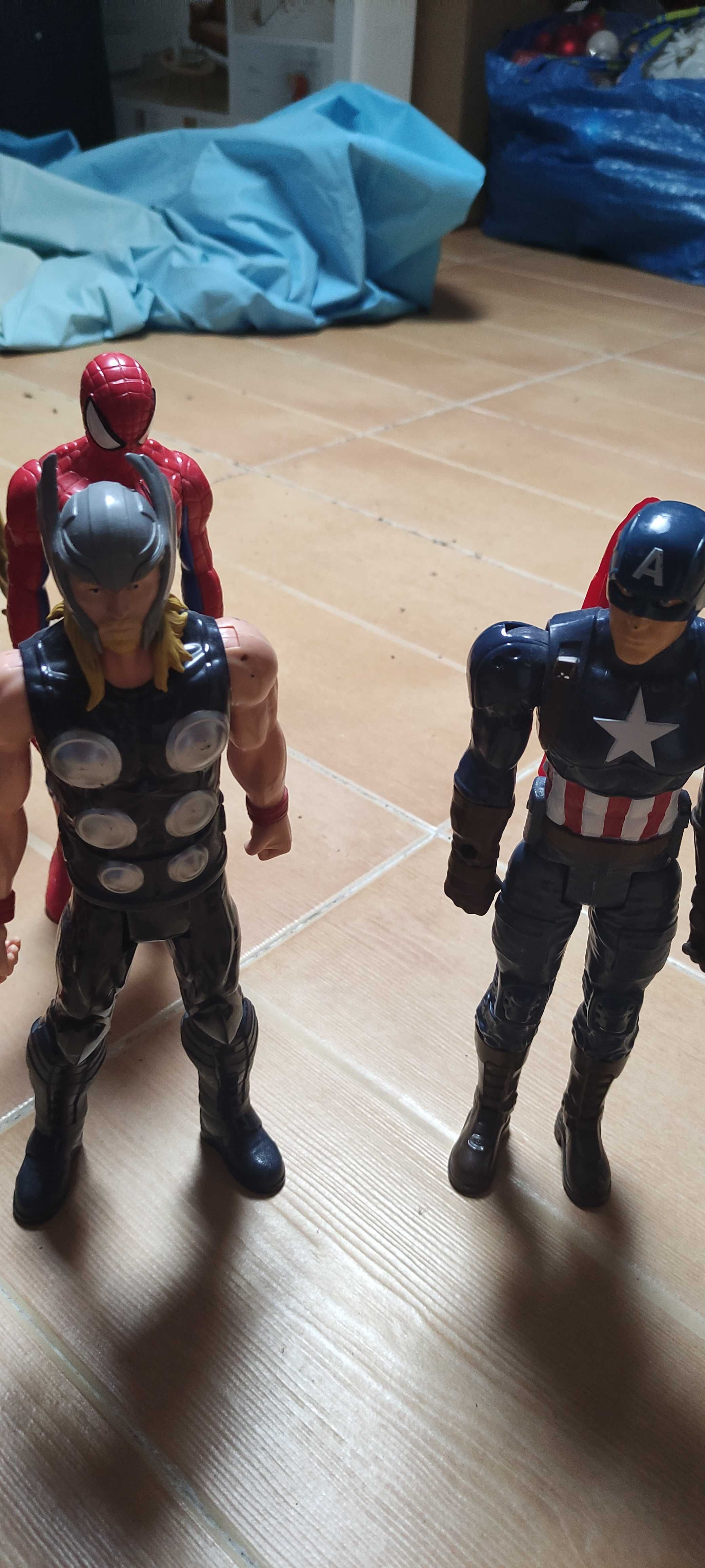 Figuras originais Marvel