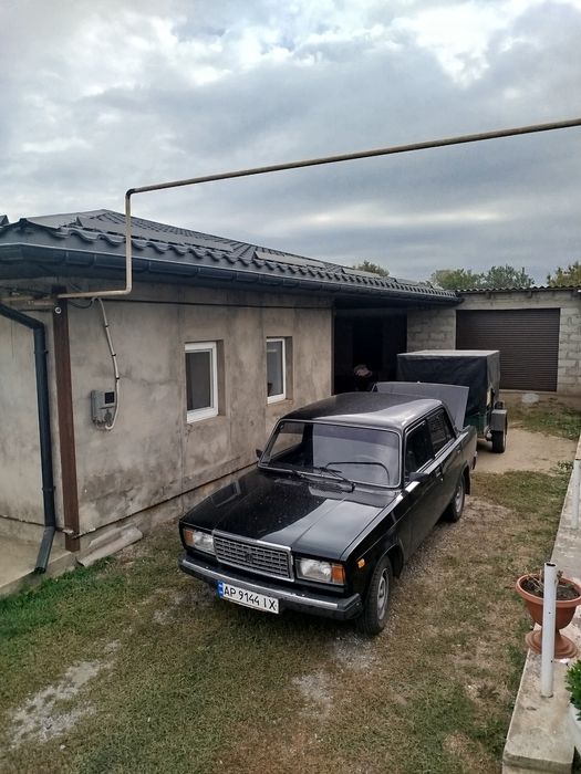 Автомобіль Ваз 2107