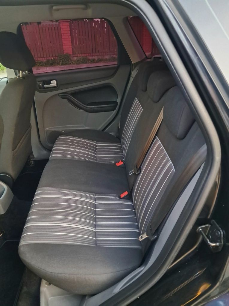 Ford Focus mk2 lift 2009 1.6 TDCi 90km 181tys km z Niemiec