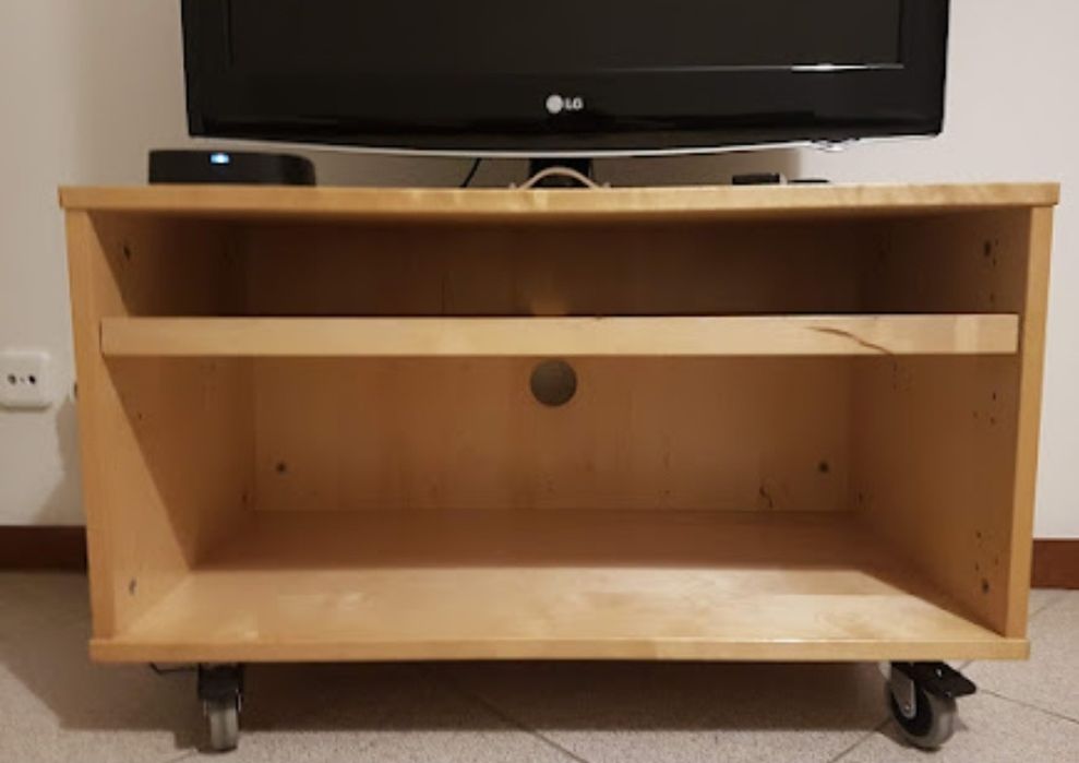 Móvel de apoio com prateleira e rodas com travão