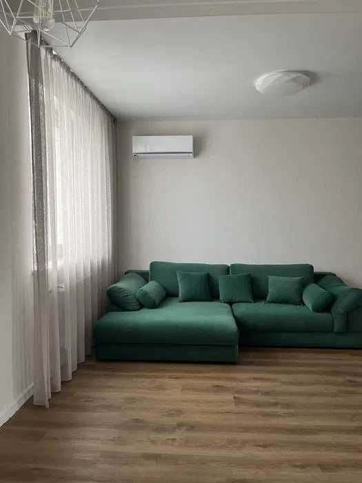 Продам 2-комнатную квартиру 73м2 ЖК Радужный Новые Дома Льва Ландау