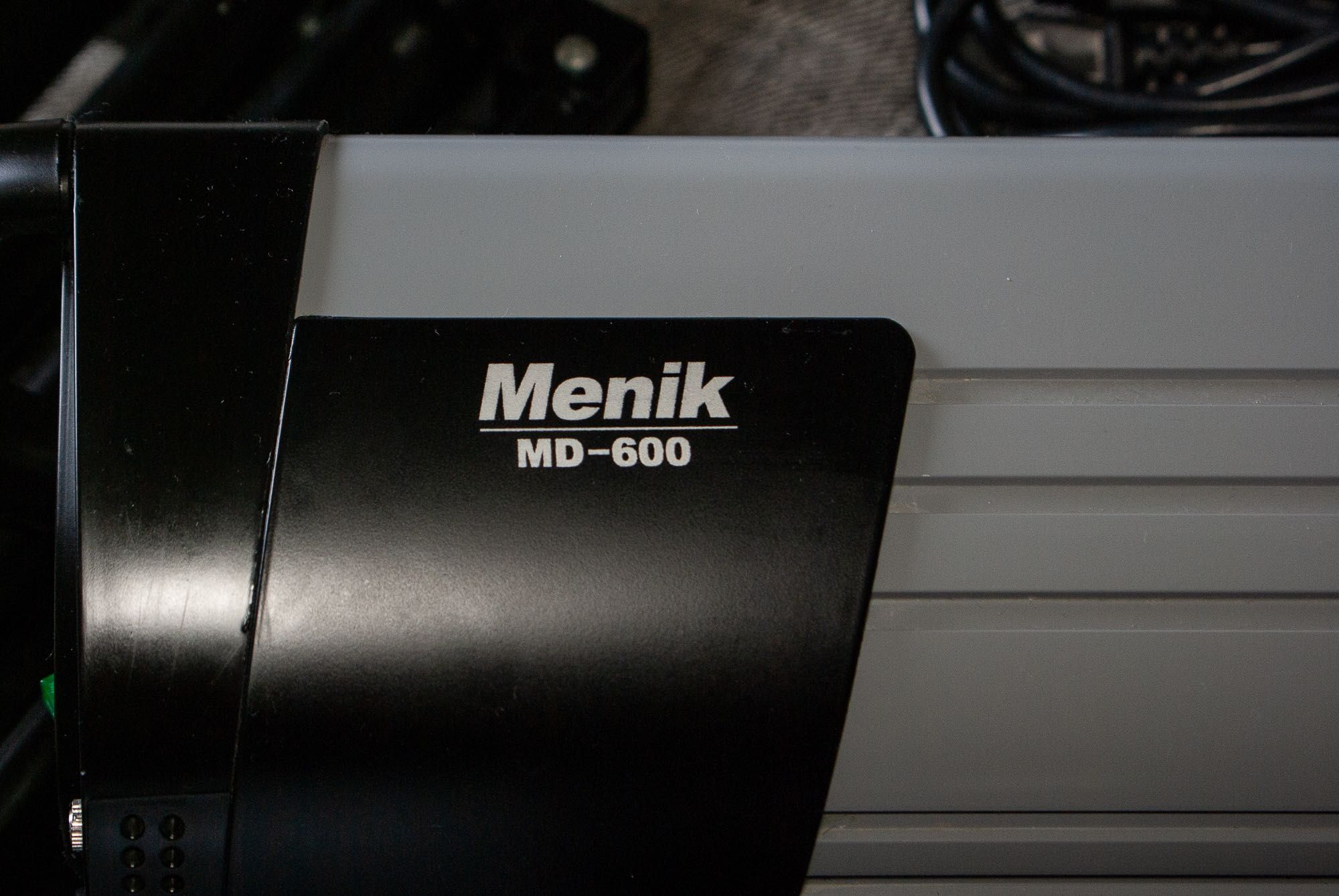 Набор студийного света Menik MD 600 + аксессуары