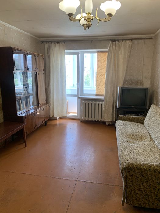 Продам 2к кв 5/5 ул Академика Янгеля 1