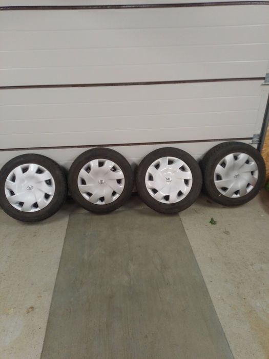 Felgi 15 z oponami zimowymi