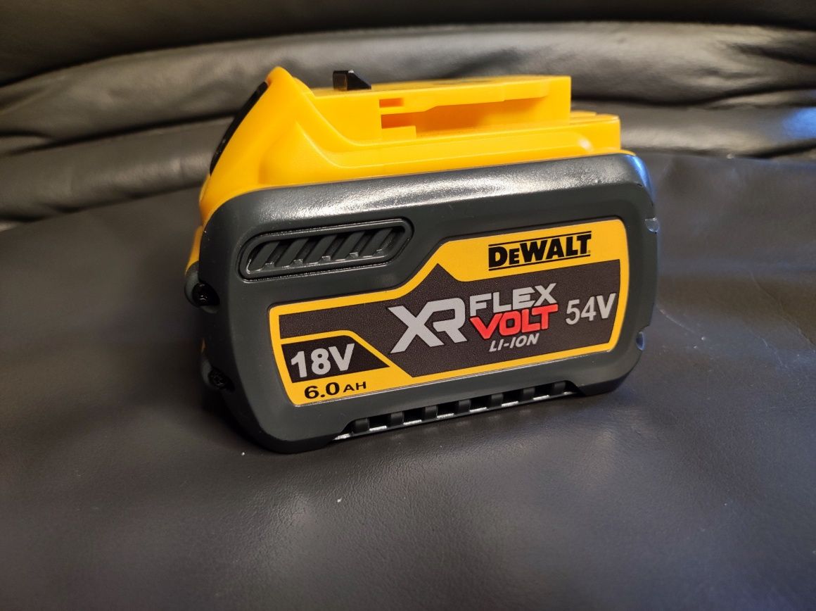 Акумулятор FlexVolt 6.0 ампер DeWalt