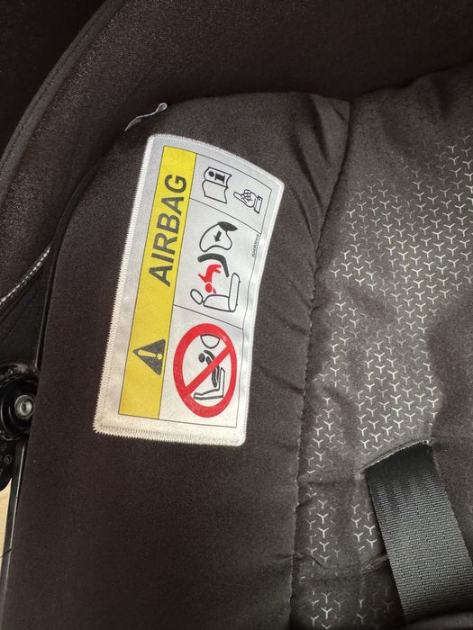 Автокрісло doona