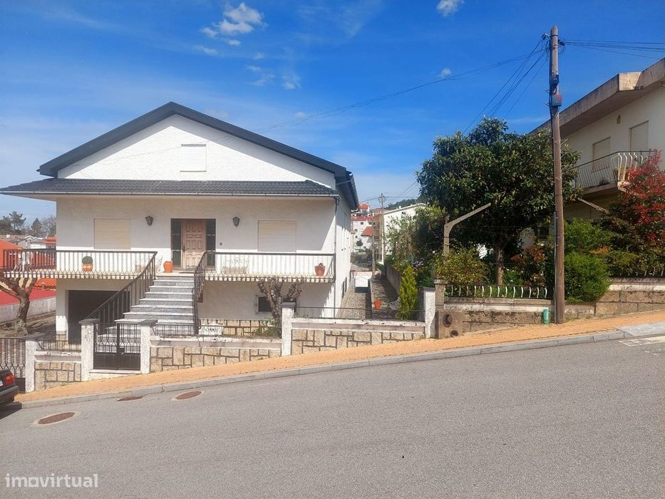 Moradia T4 Venda em Seia, São Romão e Lapa dos Dinheiros,Seia