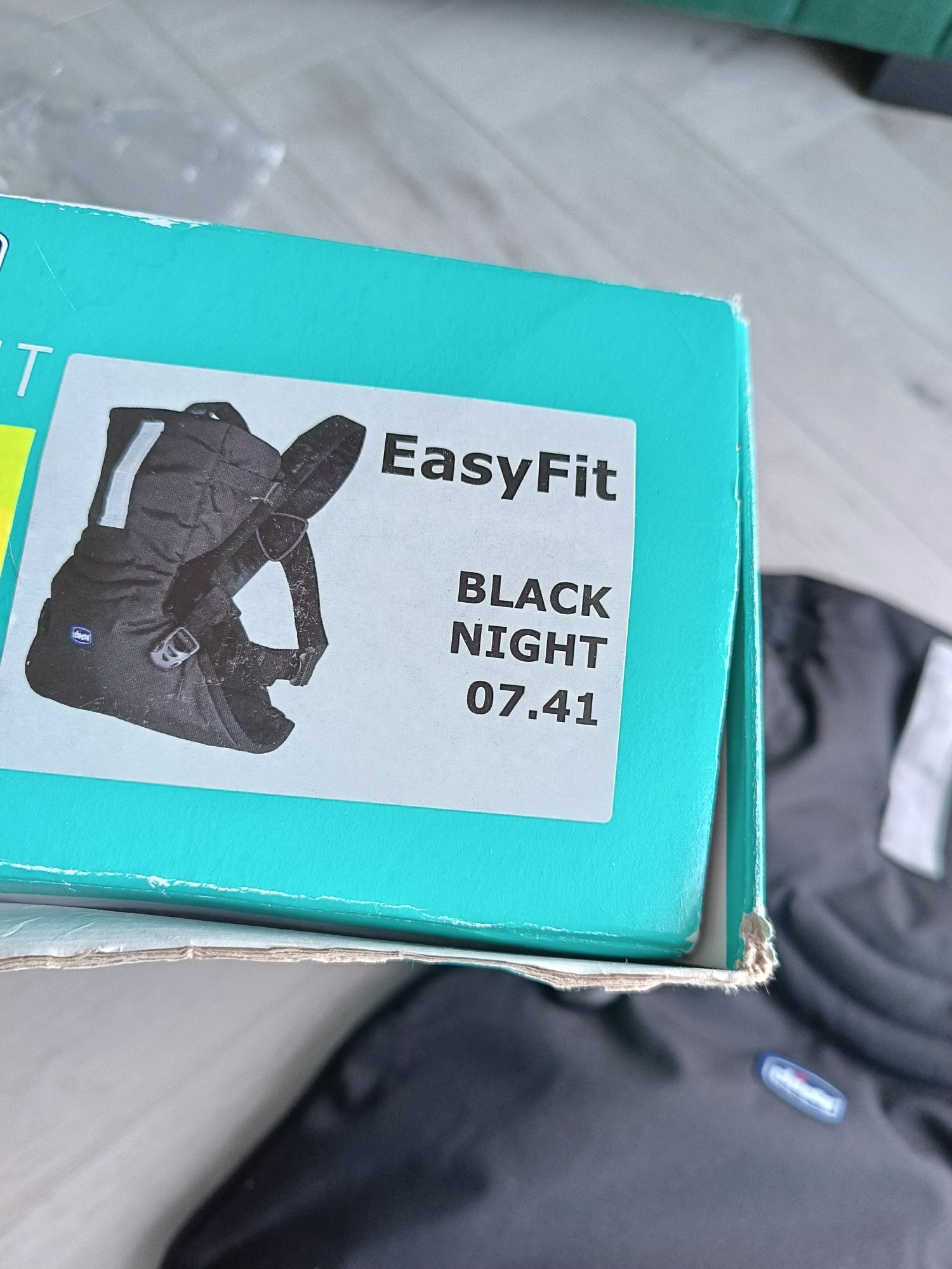 Nosidło ergonomiczne Chicco EasyFit czarne