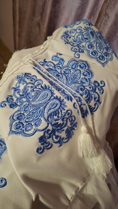 Вишите плаття, вишиванка