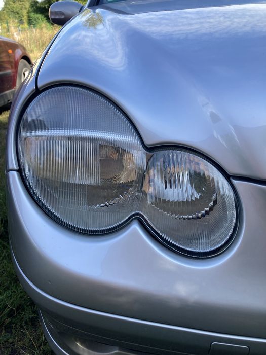 Polerowanie lamp samochodowych