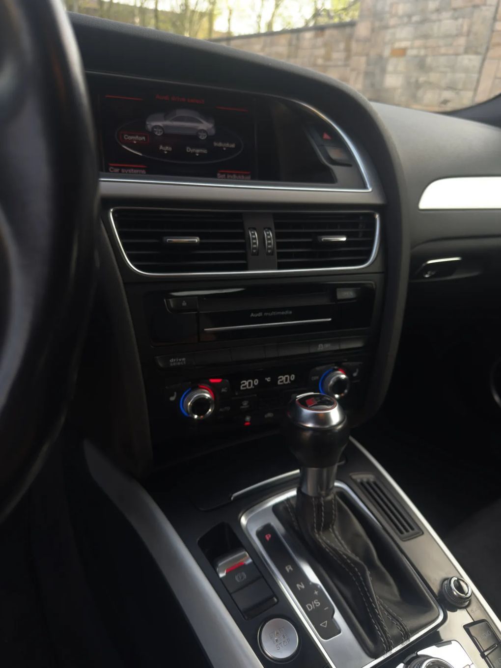 Audi S4 Audi S4 B8 Lift - 3.0 TFSI, S-Tronic 7 biegów