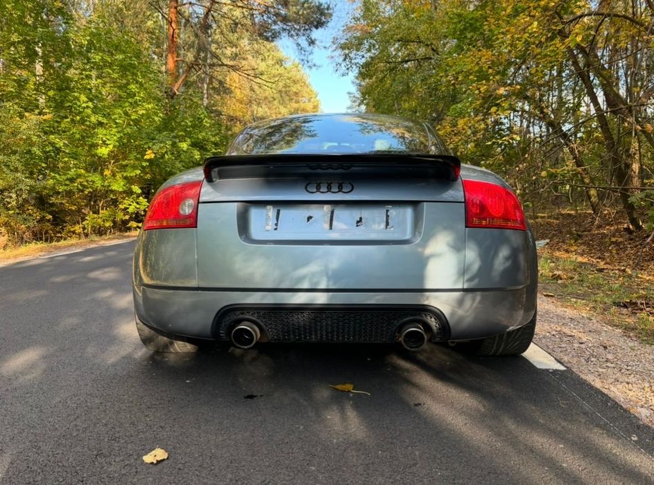 Zderzak tt Audi r32 koła felgi spoiler lampy vr6 3.2v6 lotka 8n wydech